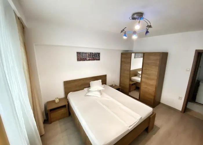 ”modern Apartment” Old *