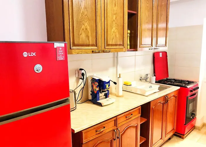 アパート ”modern Apartment” Old